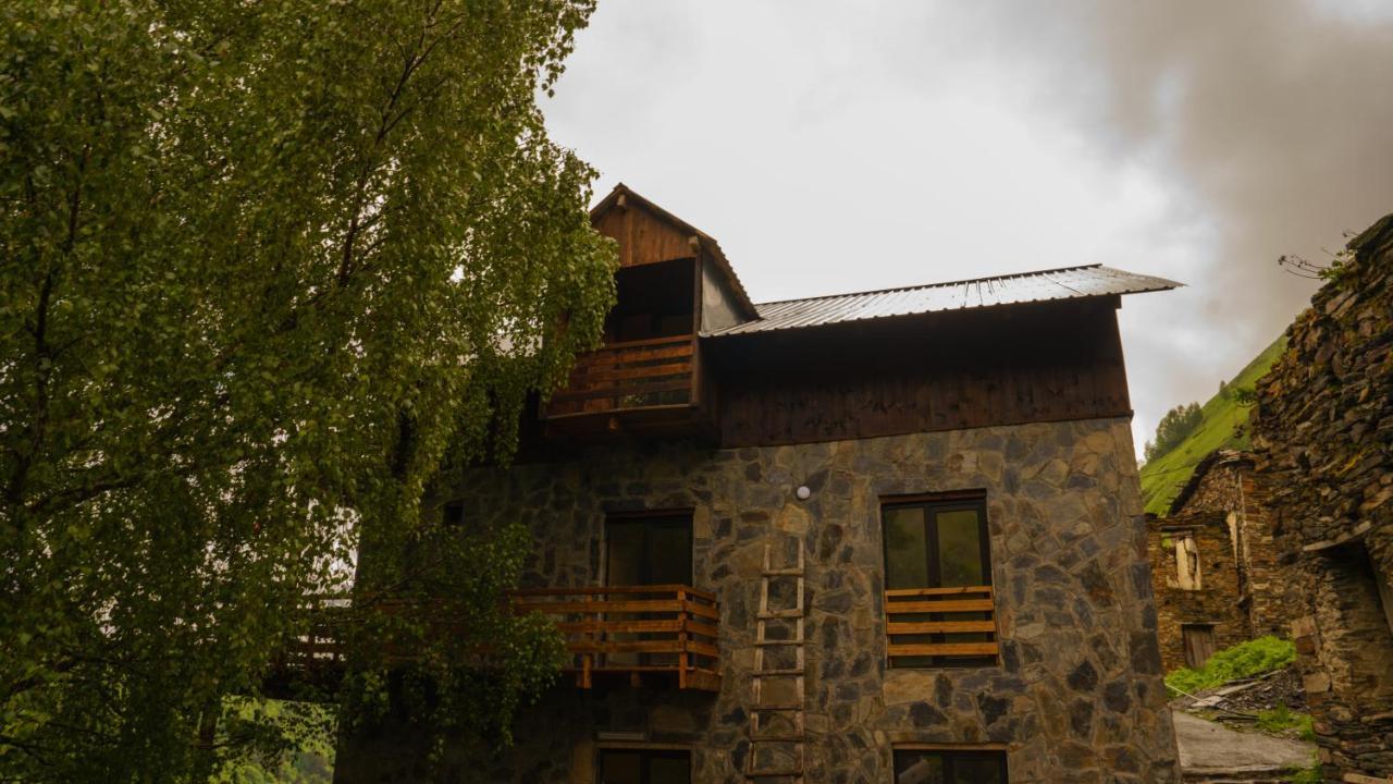 Gaul Gavkhe Hotel Ushguli Exteriör bild