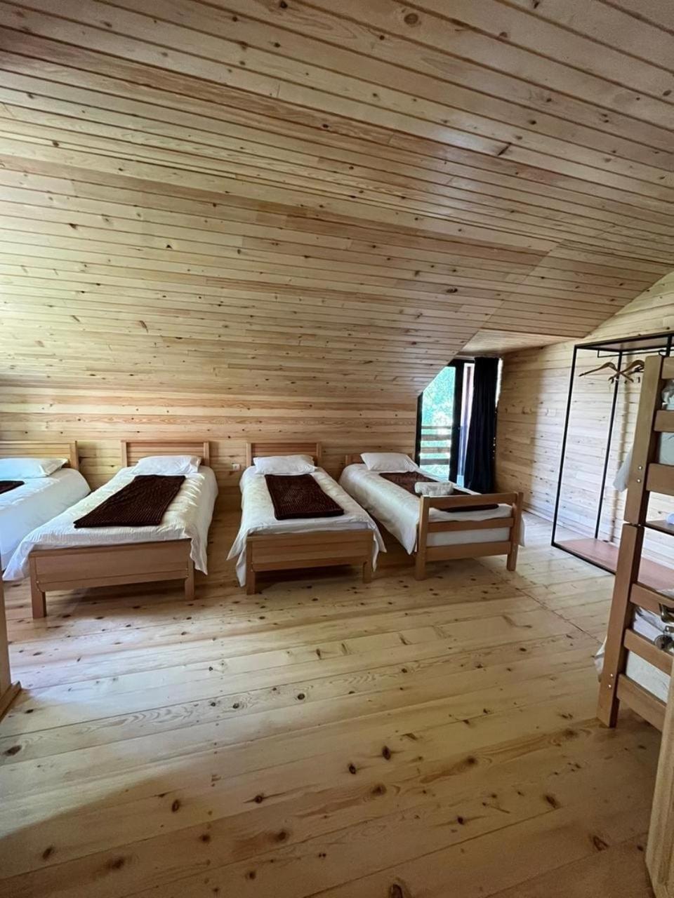 Gaul Gavkhe Hotel Ushguli Rum bild