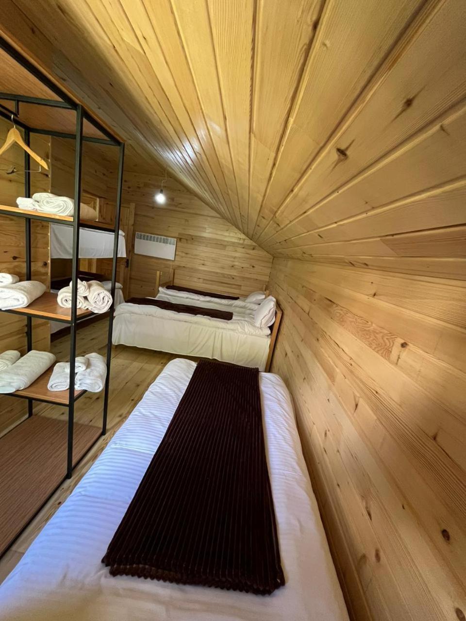 Gaul Gavkhe Hotel Ushguli Rum bild